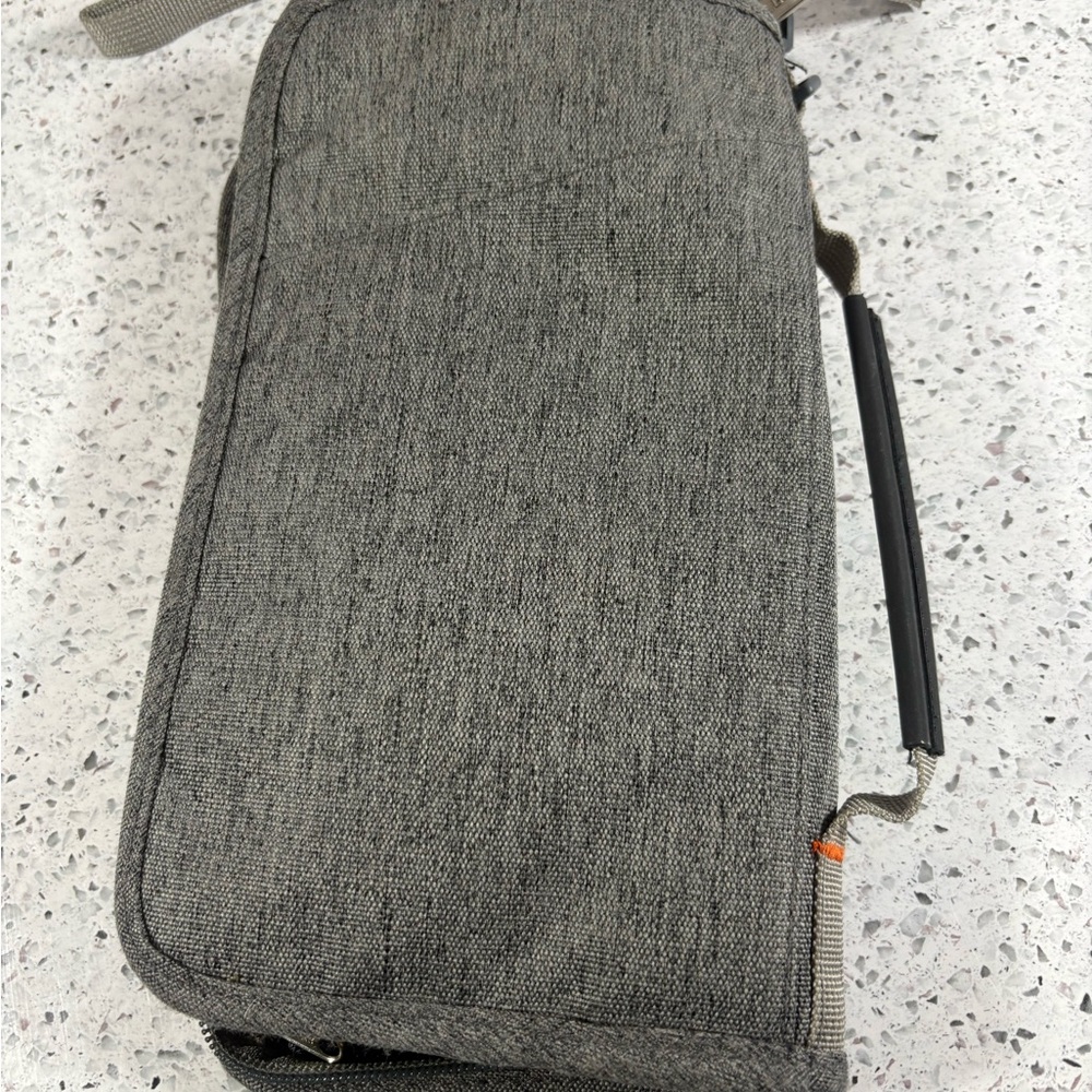 L.L. Bean Wallet - Picture 2 of 4